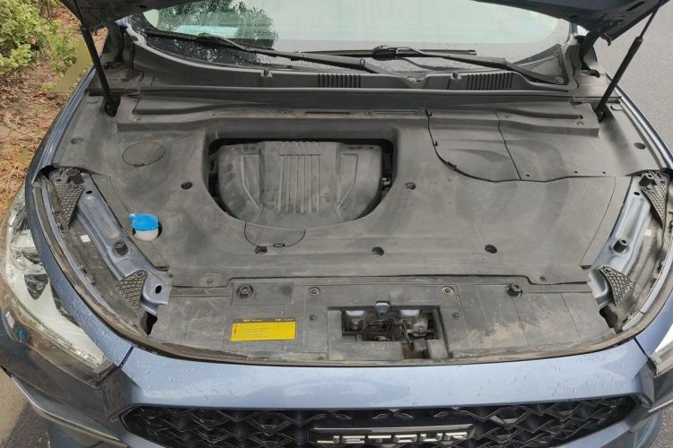 Used JETOUR X90 2020 1.6T DCT Shadow Luxury Edition 6-Seater Engine Bay