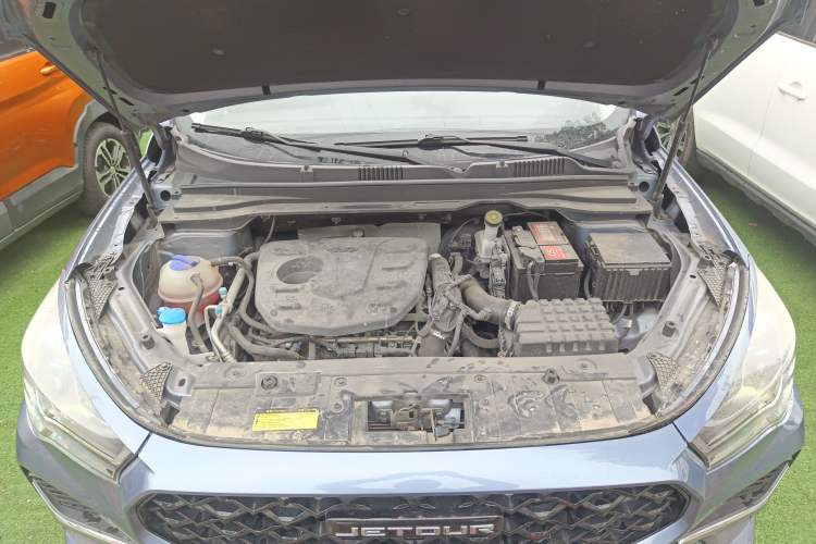 Used JETOUR X90 2020 1.5T DCT Shadow Wisdom Edition 7 Seats Engine Bay