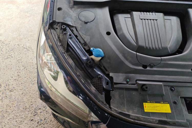 Used JETOUR X90 2020 1.6T DCT Shadow Edition 7-Seater Engine Bay Right