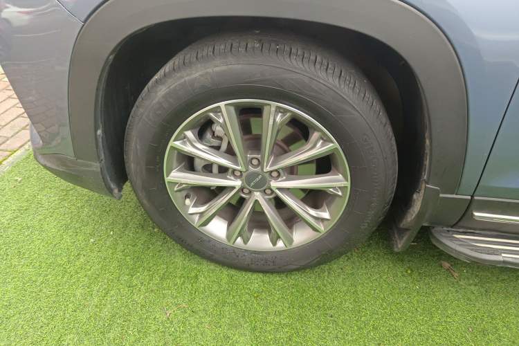 Used JETOUR X90 2020 1.5T DCT Shadow Wisdom Edition 7 Seats Left Front Wheel Hub