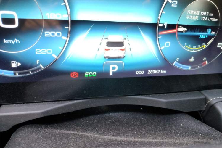 Used JETOUR X90 2020 1.6T DCT Shadow Edition 6-Seater Odometer Close Up