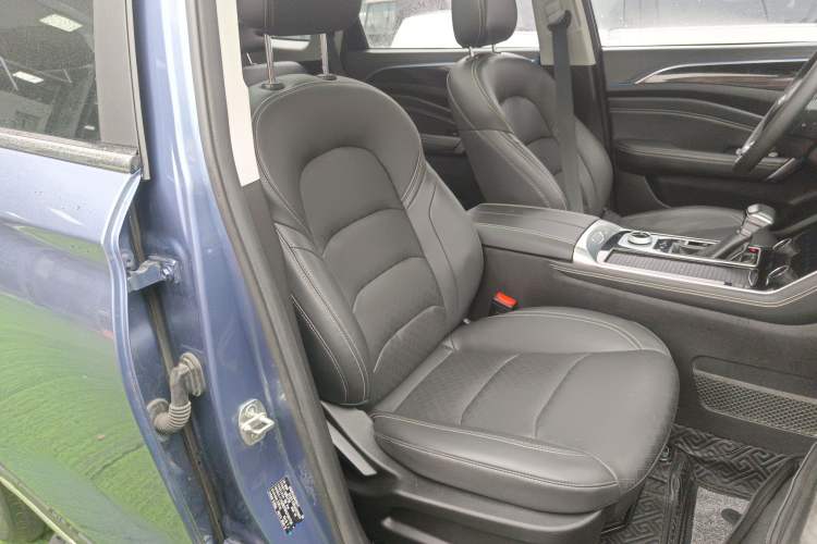 Used JETOUR X90 2020 1.5T DCT Shadow Wisdom Edition 7 Seats Right Front Seat