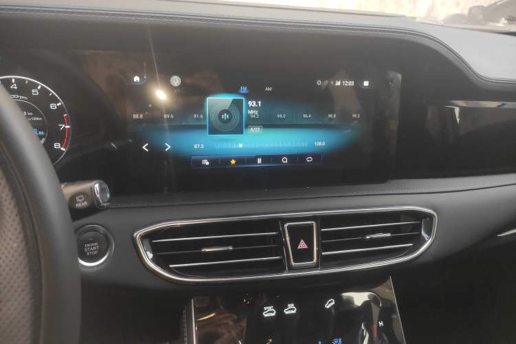 Used JETOUR X90 2020 1.6T DCT Shadow Edition 7-Seater Audio And AC Panel