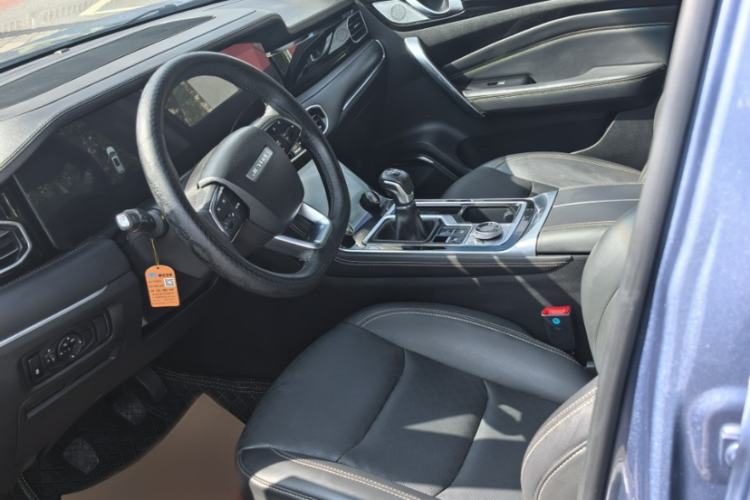 Used JETOUR X90 2020 1.5T Manual Shadow Fun Edition 5 Seats Interior 3