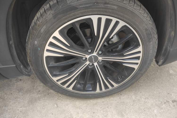 Used JETOUR X90 2020 1.6T DCT Shadow Edition 7-Seater Right Front Wheel Hub