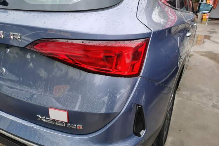 Used JETOUR X90 2020 1.5T Manual Shadow Fun Edition 5 Seats Right Rear Taillight