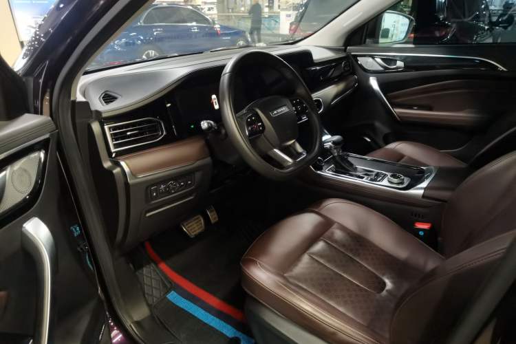 Used JETOUR X90 2020 1.6T DCT Shadow Edition 5 Seats Interior 2