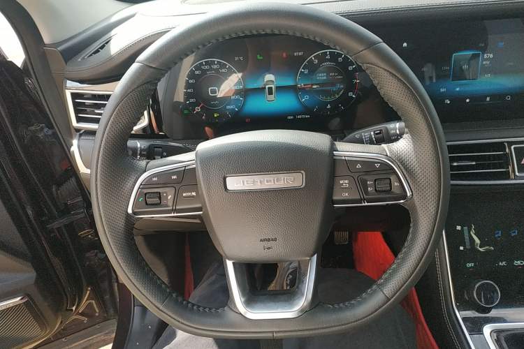 Used JETOUR X90 2020 1.5T Manual Shadow Fun Edition 5 Seats Steering Wheel