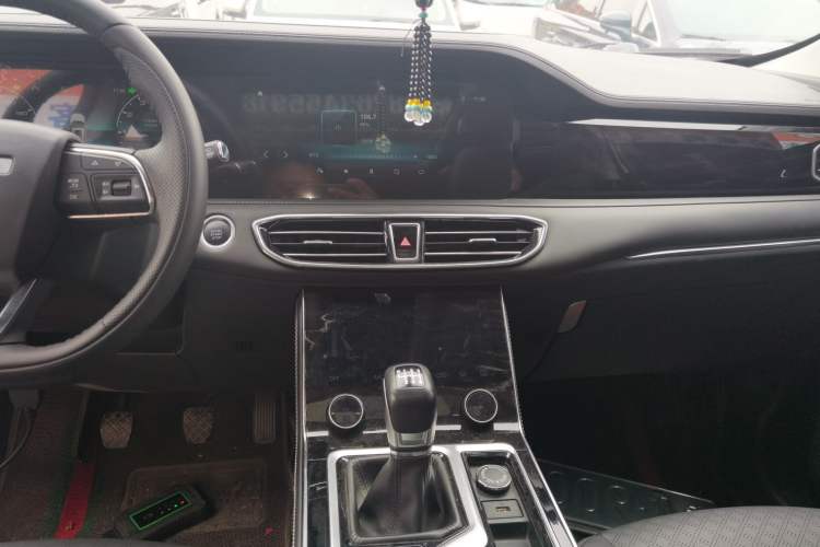 Used JETOUR X90 2020 1.5T Manual Shadow Fun Edition 7-Seater Audio And AC Panel