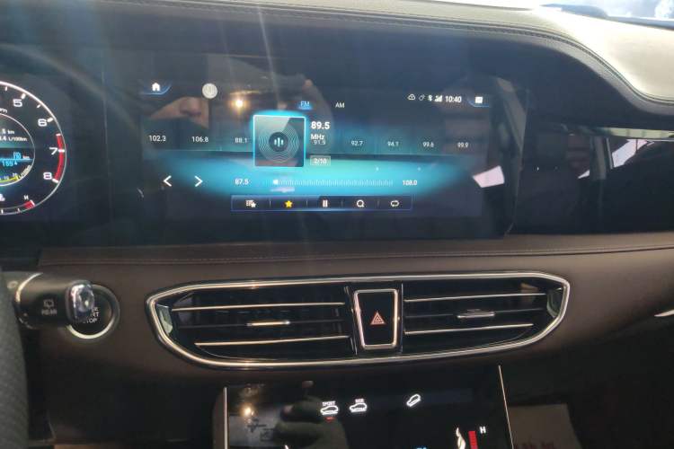 Used JETOUR X90 2020 1.6T DCT Shadow Edition 7-Seater Audio And AC Panel