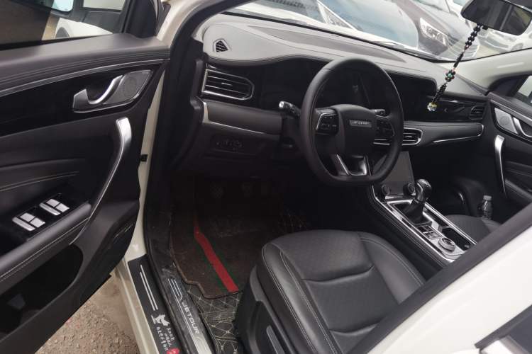 Used JETOUR X90 2020 1.5T Manual Shadow Fun Edition 7-Seater Driver Seat