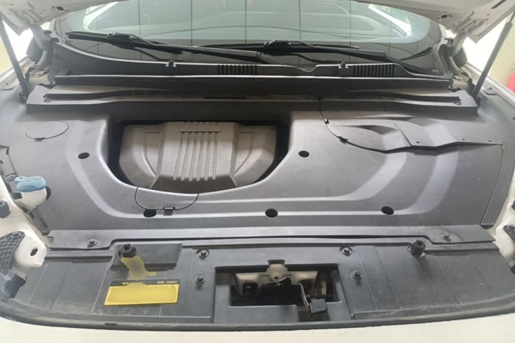 Used JETOUR X90 2020 1.6T DCT Shadow Edition 7-Seater Engine Bay