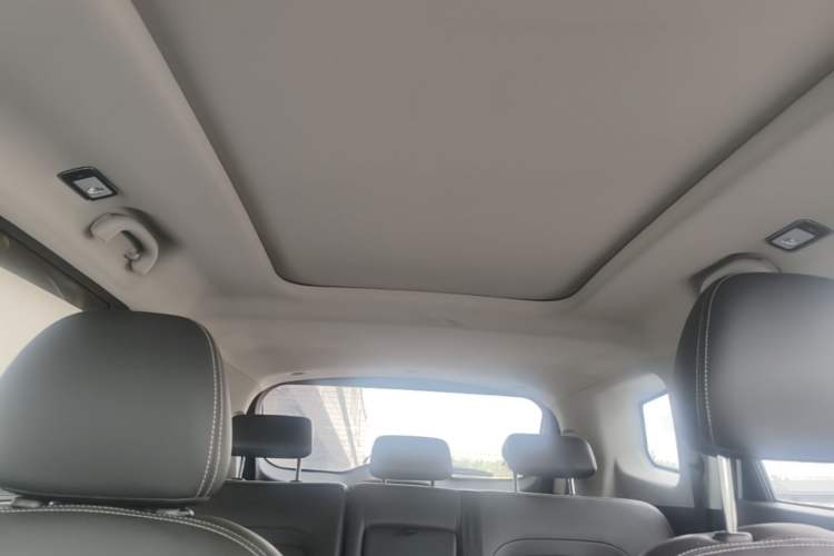 Used JETOUR X90 2020 1.5T Manual Shadow Joy 7-Seater Headliner