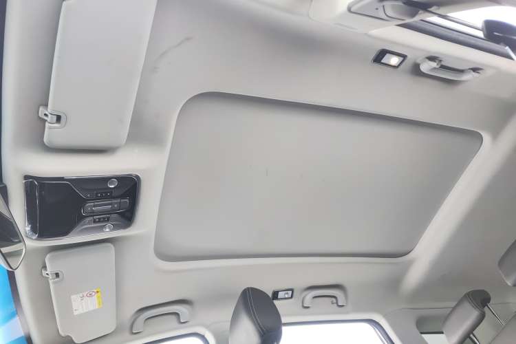 Used JETOUR X90 2020 1.5T DCT Shadow Wisdom Edition 7 Seats Headliner