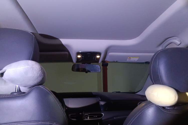 Used JETOUR X90 2020 1.6T DCT Shadow Edition 7-Seater Headliner