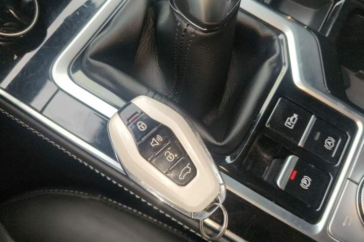 Used JETOUR X90 2020 1.5T Manual Shadow Fun Edition 5 Seats Interior 1
