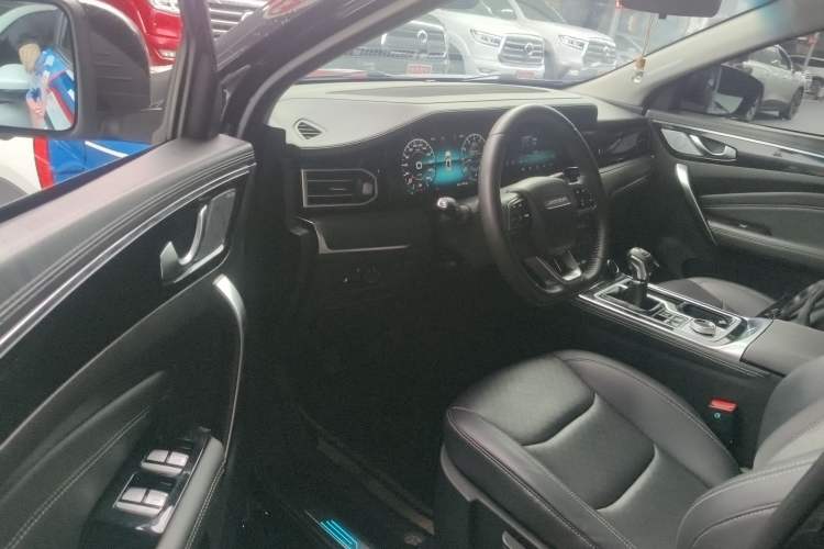 Used JETOUR X90 2020 1.5T Manual Shadow Fun Edition 5 Seats Interior 3