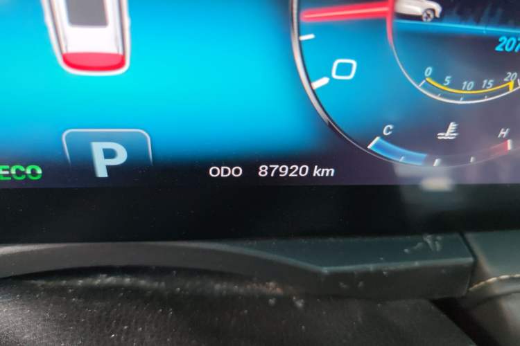 Used JETOUR X90 2020 1.6T DCT Shadow Edition 7-Seater Odometer Close Up