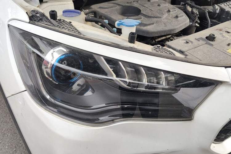 Used JETOUR X90 2020 1.5T Manual Shadow Fun Edition 5 Seats Right Front Headlight