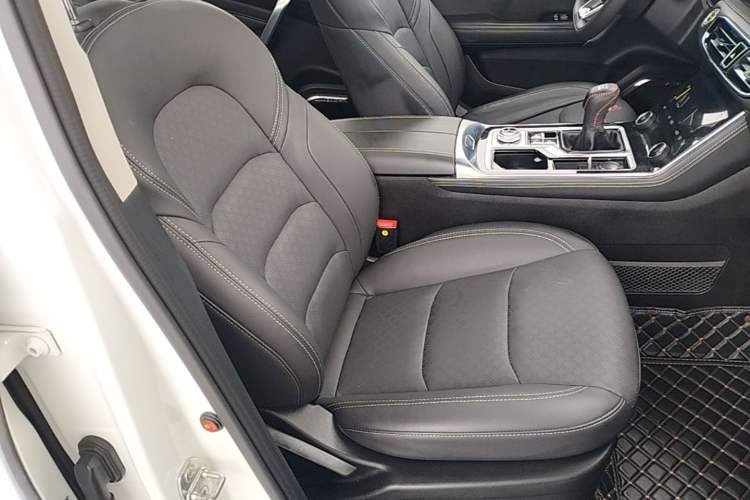 Used JETOUR X90 2020 1.5T Manual Shadow Fun Edition 7-Seater Right Front Seat
