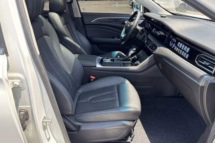 Used JETOUR X90 2020 1.6T DCT Shadow Edition 7-Seater Right Front Seat