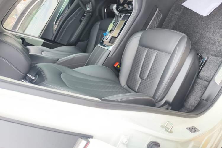 Used JETOUR X90 2020 1.6T DCT Shadow Edition 5 Seats Right Front Seat