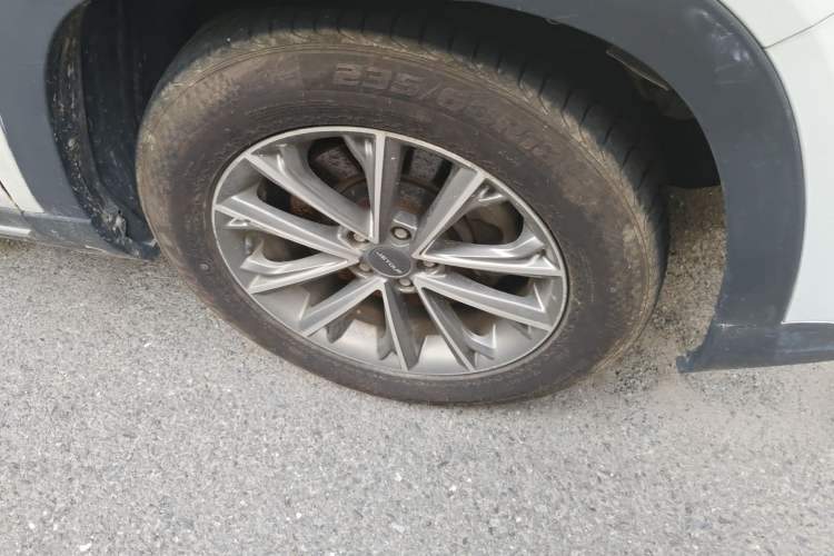 Used JETOUR X90 2020 1.5T DCT Shadow Wisdom Edition 5-seater Right Front Wheel Hub