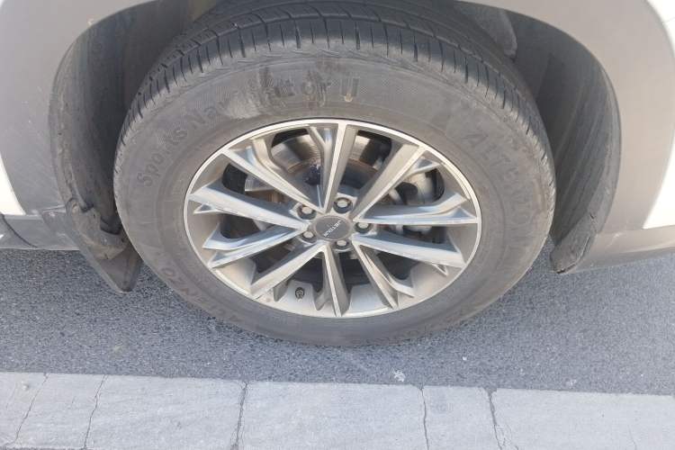 Used JETOUR X90 2020 1.5T Manual Shadow Fun Edition 5 Seats Right Front Wheel Hub