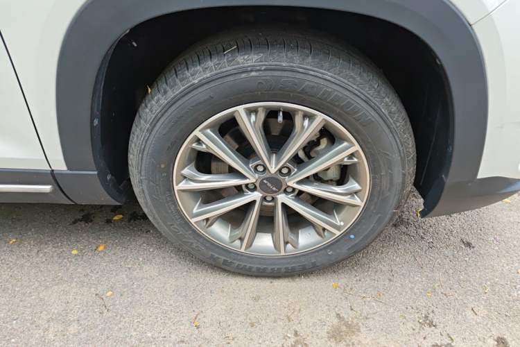 Used JETOUR X90 2020 1.5T Manual Shadow Fun Edition 6-Seater Right Front Wheel Hub