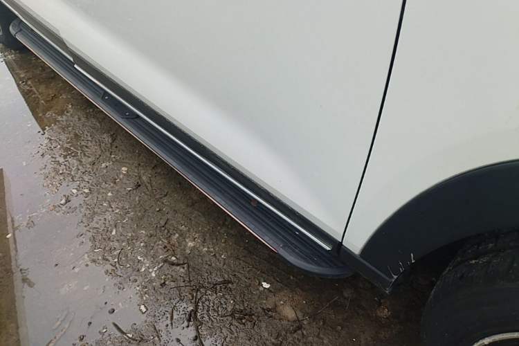 Used JETOUR X90 2020 1.6T DCT Shadow Edition 5 Seats Right Side Sill