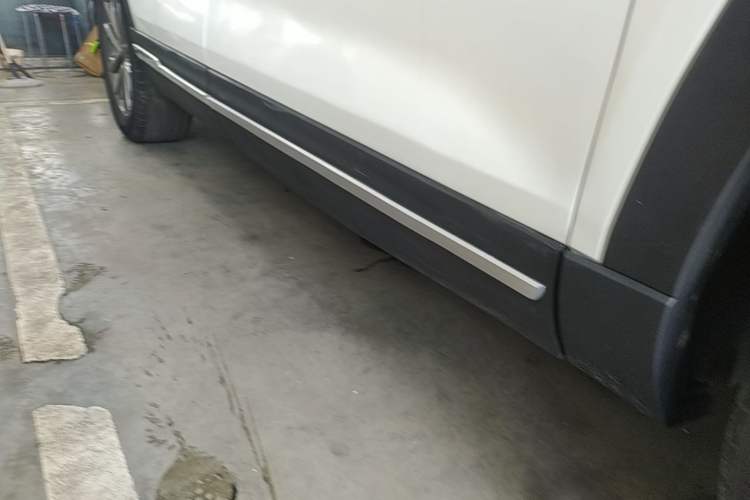 Used JETOUR X90 2020 1.5T Manual Shadow Fun Edition 5 Seats Right Side Sill