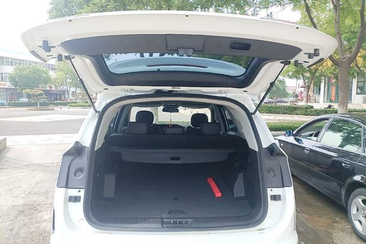 Used JETOUR X90 2020 1.6T DCT Shadow Edition 5 Seats Trunk
