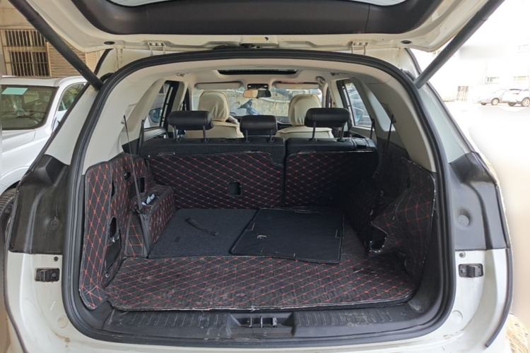Used JETOUR X90 2020 1.5T Manual Shadow Joy 7-Seater Trunk