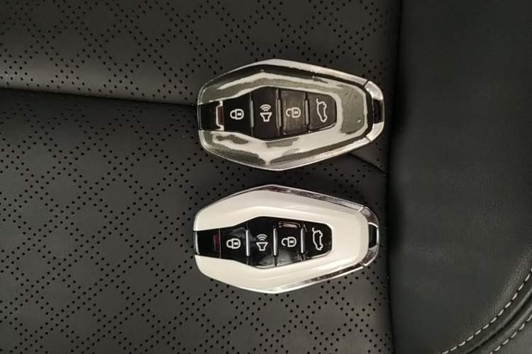 Used JETOUR X90 2020 1.5T Manual Shadow Fun Edition 5 Seats Vehicle Key