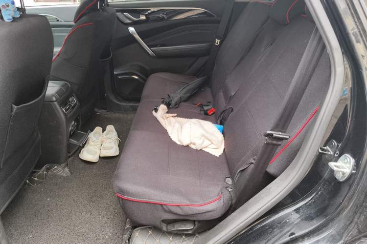 Used JETOUR X90 2021 1.5T Manual Shadow Fun Edition 7-Seater Left Rear Seat