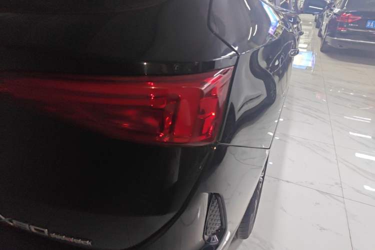 Used JETOUR X90 2021 1.6T DCT Shadow Edition 7-Seater Right Rear Taillight