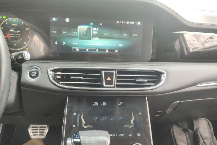 Used JETOUR X90 2021 1.6T DCT Shadow Edition 5 Seats Audio And AC Panel
