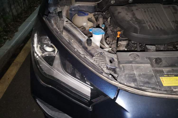 Used JETOUR X90 2021 1.6T DCT Shadow Edition 7-Seater Engine Bay Right