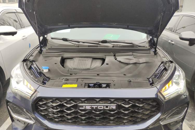Used JETOUR X90 2021 1.6T DCT Shadow Edition 5 Seats Engine Bay