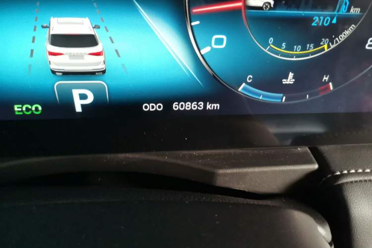 Used JETOUR X90 2021 1.6T DCT Shadow Edition 7-Seater Odometer Close Up