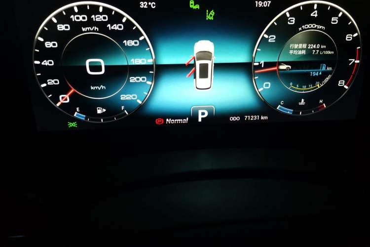 Used JETOUR X90 2021 1.6T DCT Shadow Edition 7-Seater Odometer Close Up