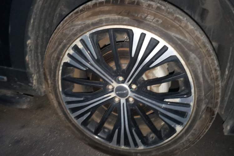 Used JETOUR X90 2021 1.6T DCT Shadow Edition 7-Seater Right Front Wheel Hub