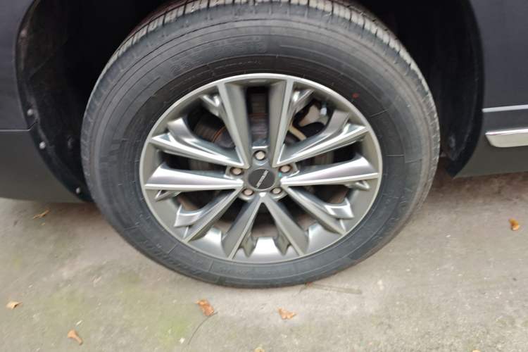 Used JETOUR X90 2021 1.5T DCT Shadow Wisdom Edition 7-Seater Right Rear Wheel Hub