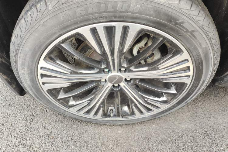 Used JETOUR X90 2021 1.6T DCT Shadow Edition 5 Seats Right Rear Wheel Hub