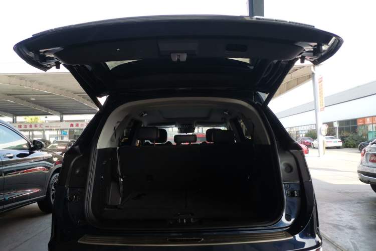 Used JETOUR X90 2021 1.6T DCT Shadow Edition 7-Seater Trunk