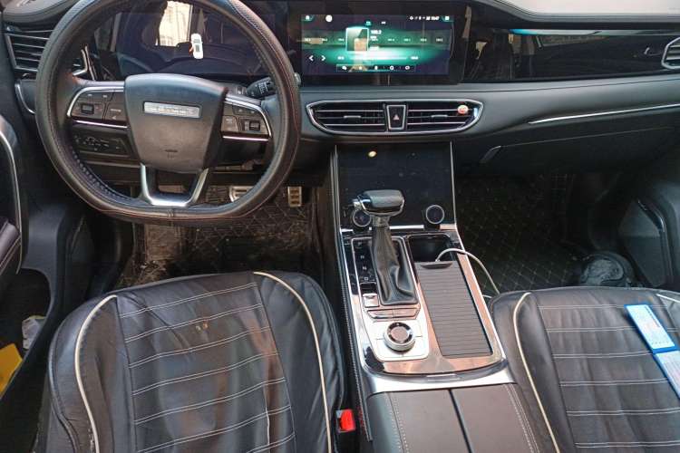 Used JETOUR X90 2021 1.6T DCT Shadow Edition 5 Seats Center Console
