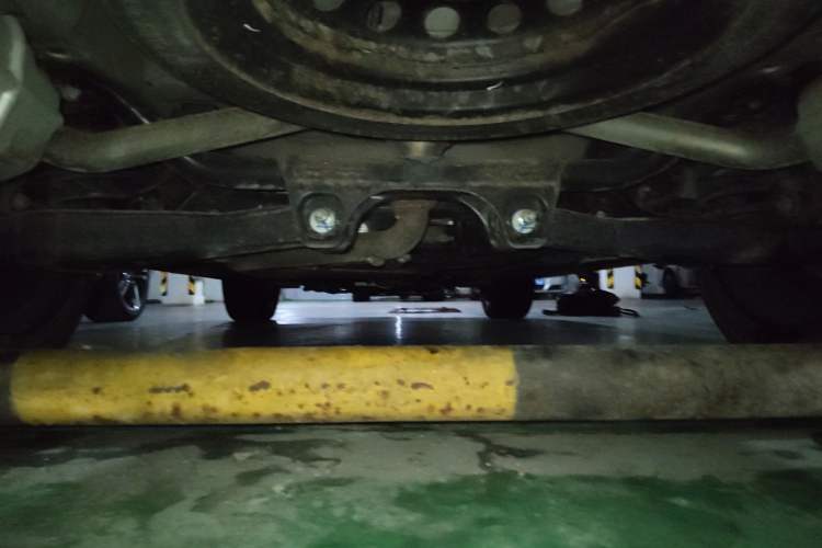 Used JETOUR X90 2021 1.6T DCT Shadow Edition 7-Seater Chassis Rear