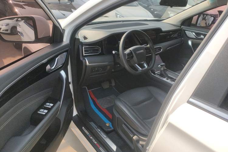 Used JETOUR X90 2021 1.5T DCT Shadow Wisdom Edition 5 Seats Interior 2