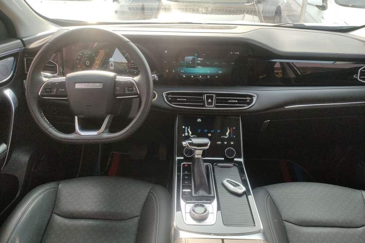 Used JETOUR X90 2021 1.5T DCT Shadow Wisdom Edition 5 Seats Interior 3
