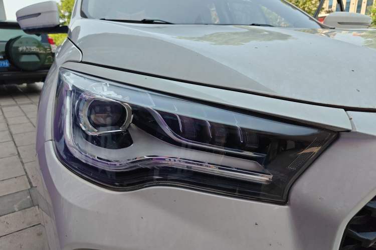 Used JETOUR X90 2021 1.6T DCT Shadow Edition 7-Seater Right Front Headlight